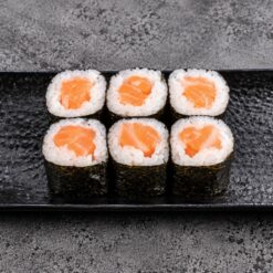 90. Maki saumon