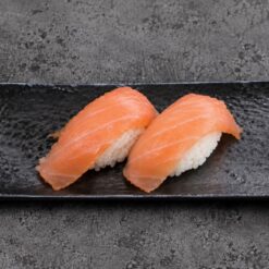 27. Sushi saumon fumé