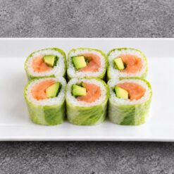 38. Spring rolls saumon fumé avocat