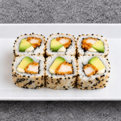 63. California rolls poulet pané avocat mayonnaise
