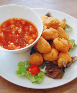 SPECIALITEITEN MET ZOETZURE SAUS
