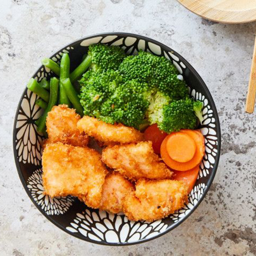 Donburi saumon pané et légumes