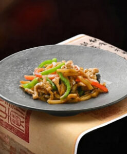 702. Allumettes de porc aux 5 parfums