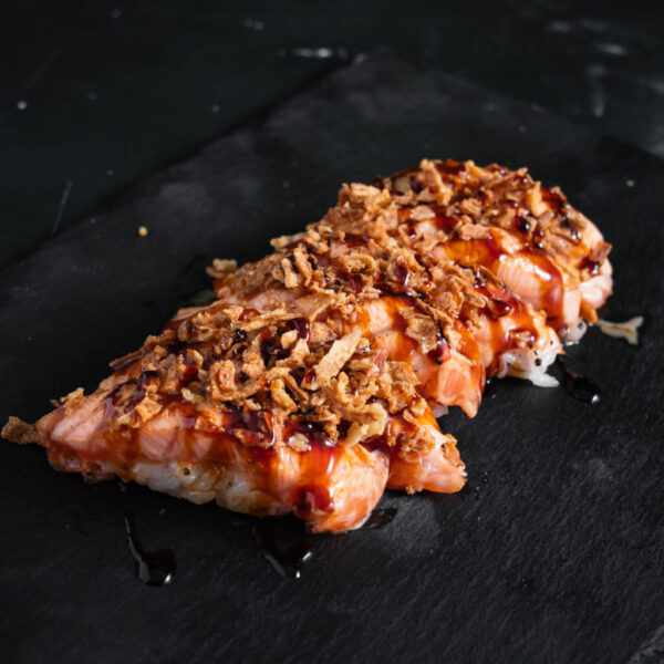 Menu Sushi Saumon tataki x8