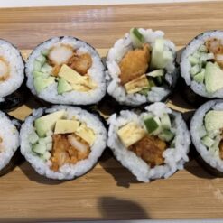 F3. Futomaki poulet pané