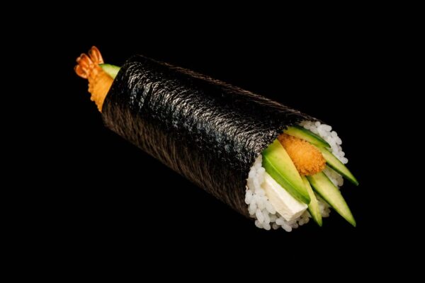 H04. Handroll crevette tempura