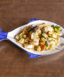 16. Scampis sautés aux légumes de saison
