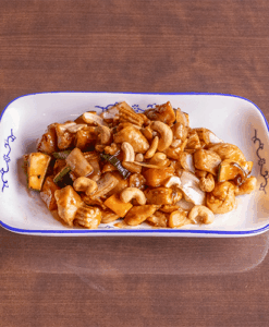 26a. Poulet aux noix de cajou