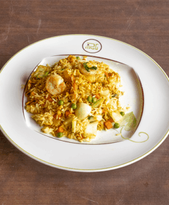 61d. Riz sauté aux scampis à l'ananas au curry